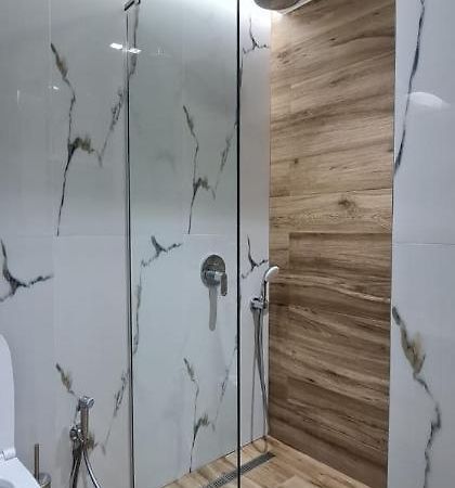 Luxurious Apartament Apartment Sarande Bagian luar foto