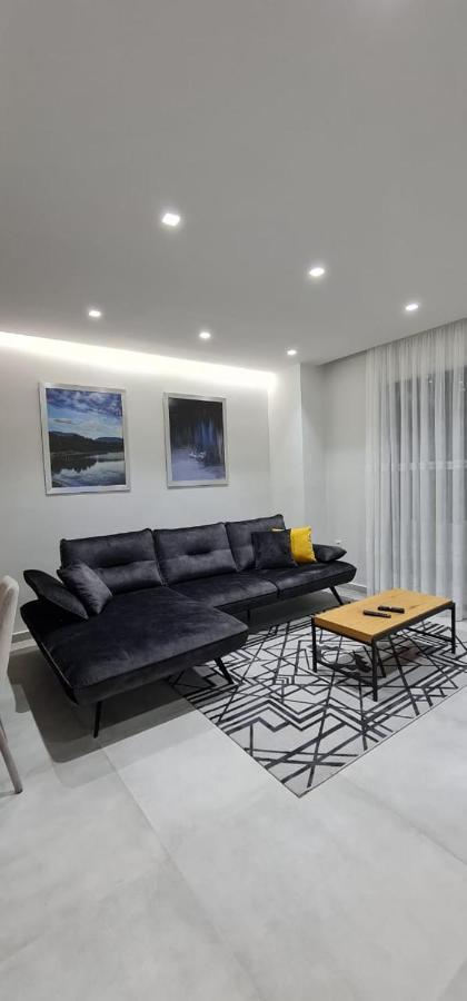 Luxurious Apartament Apartment Sarande Bagian luar foto